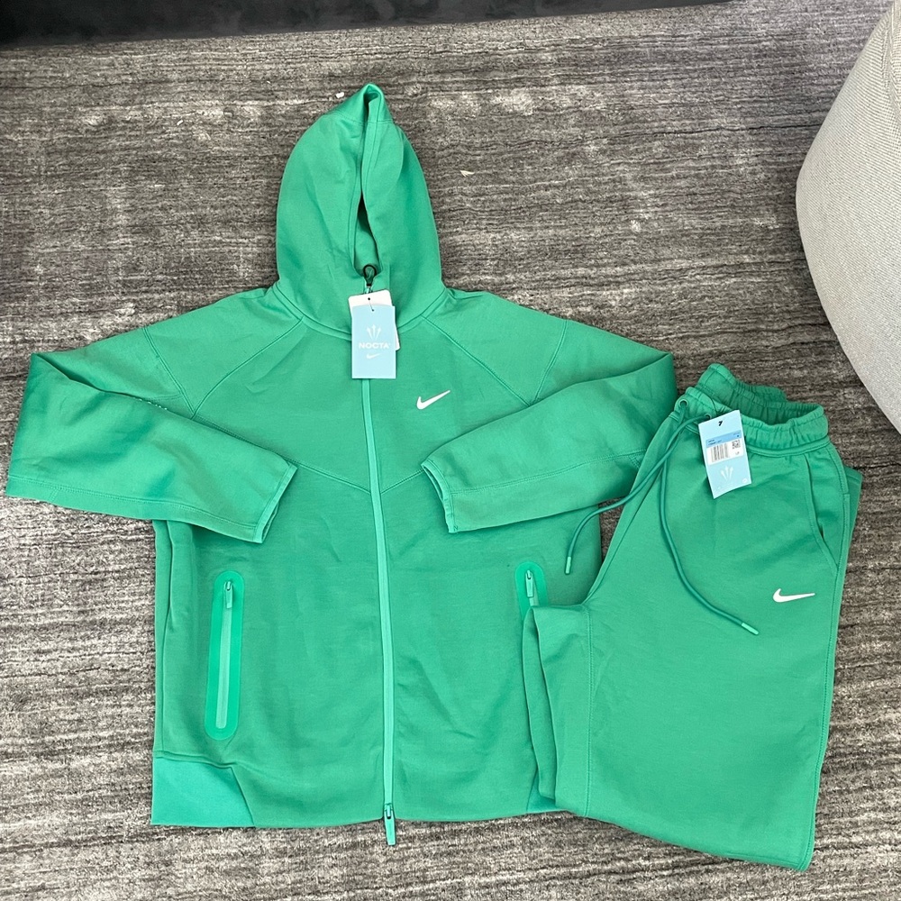 NIKE x NOCTA TECH FLEECE SET SIZE MEDIUM